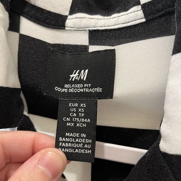 H&M Relaxed Fit Checkered Short Sleeve Button Up Collared Shirt Men's Size XS - Picture 5 of 10